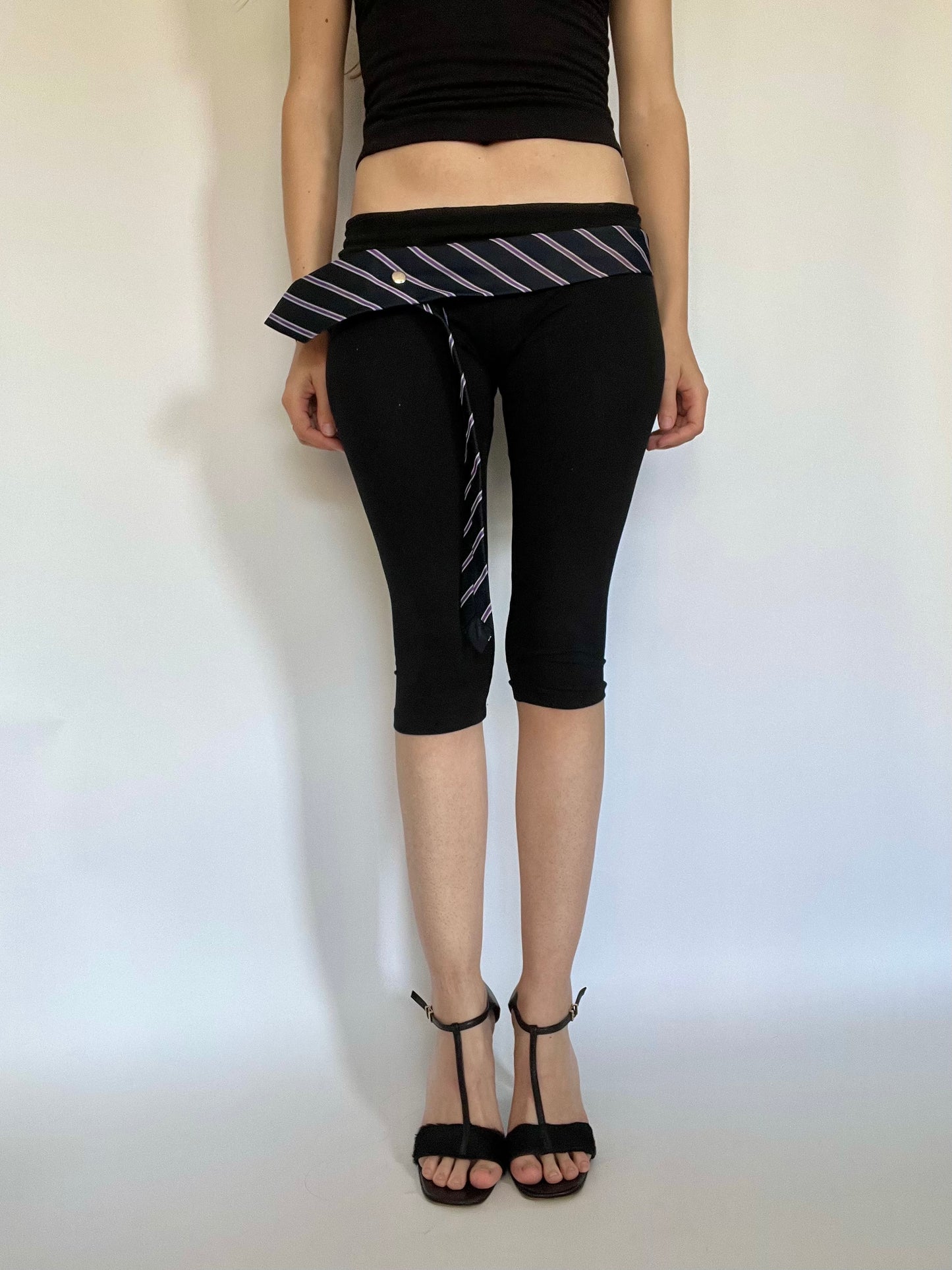 33 inch tie belt: stripe