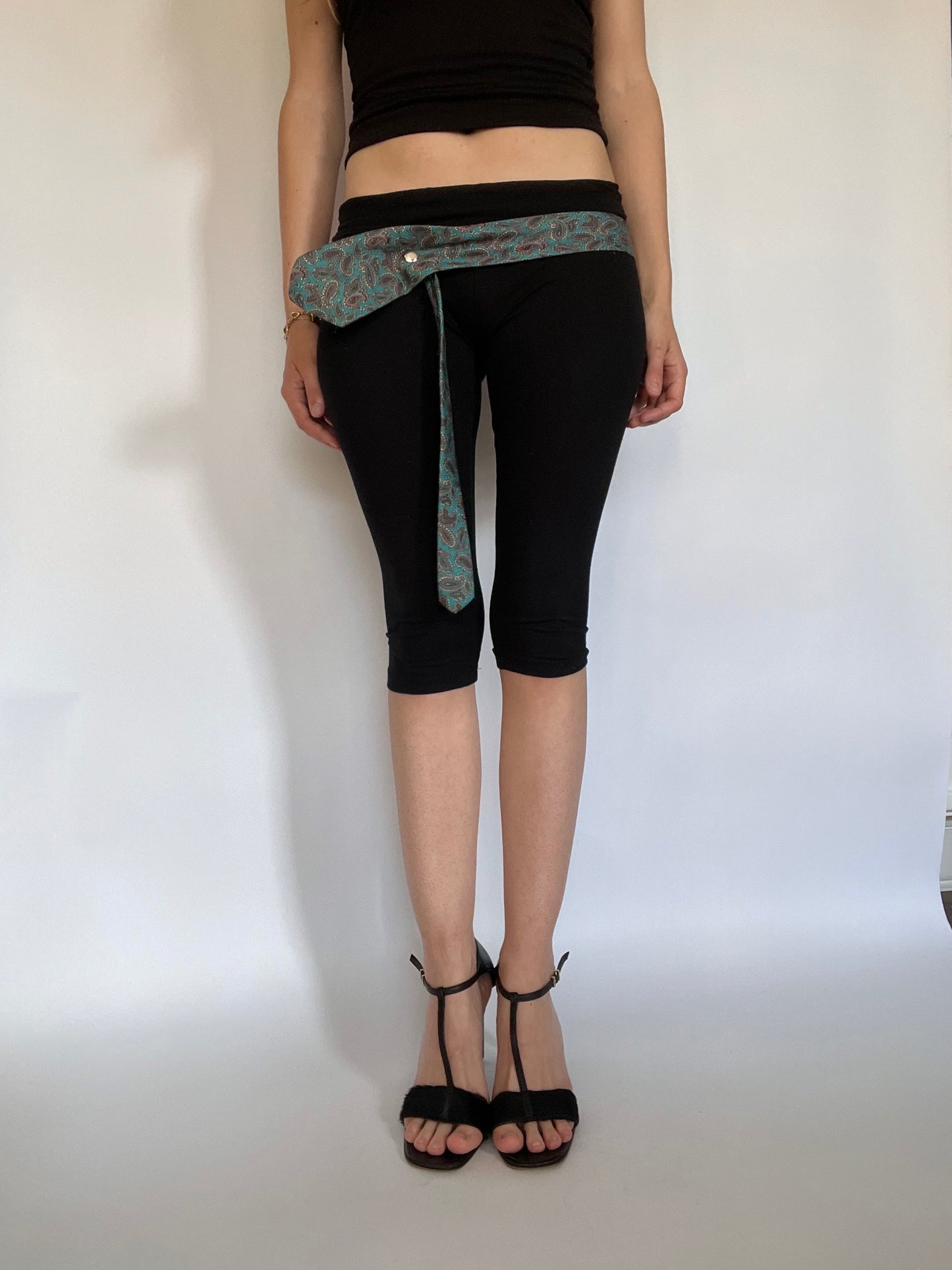 32 inch tie belt: paisley