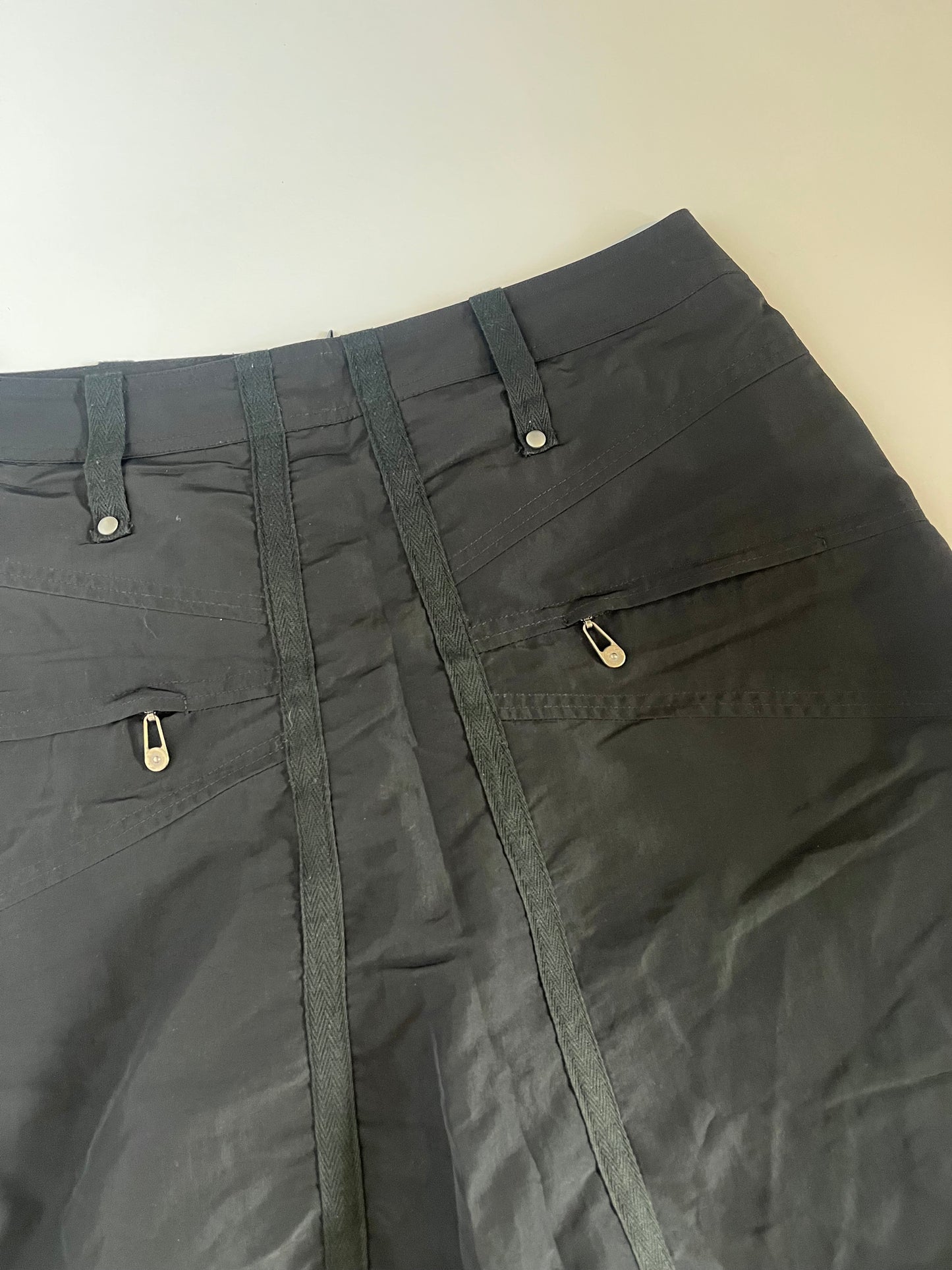 Black 90’s cargo rouched maxi skirt