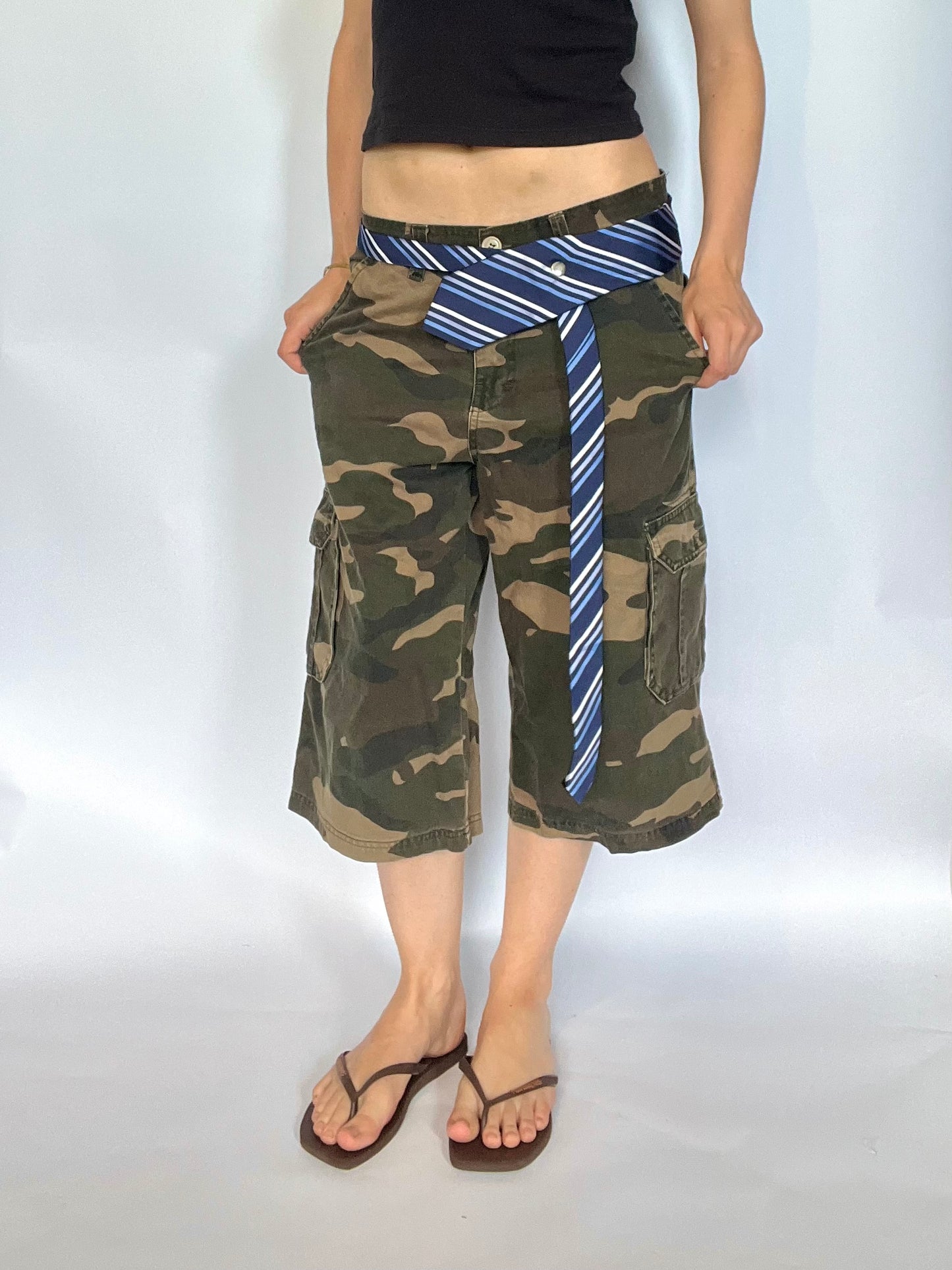 31 inch tie belt: blue stripe