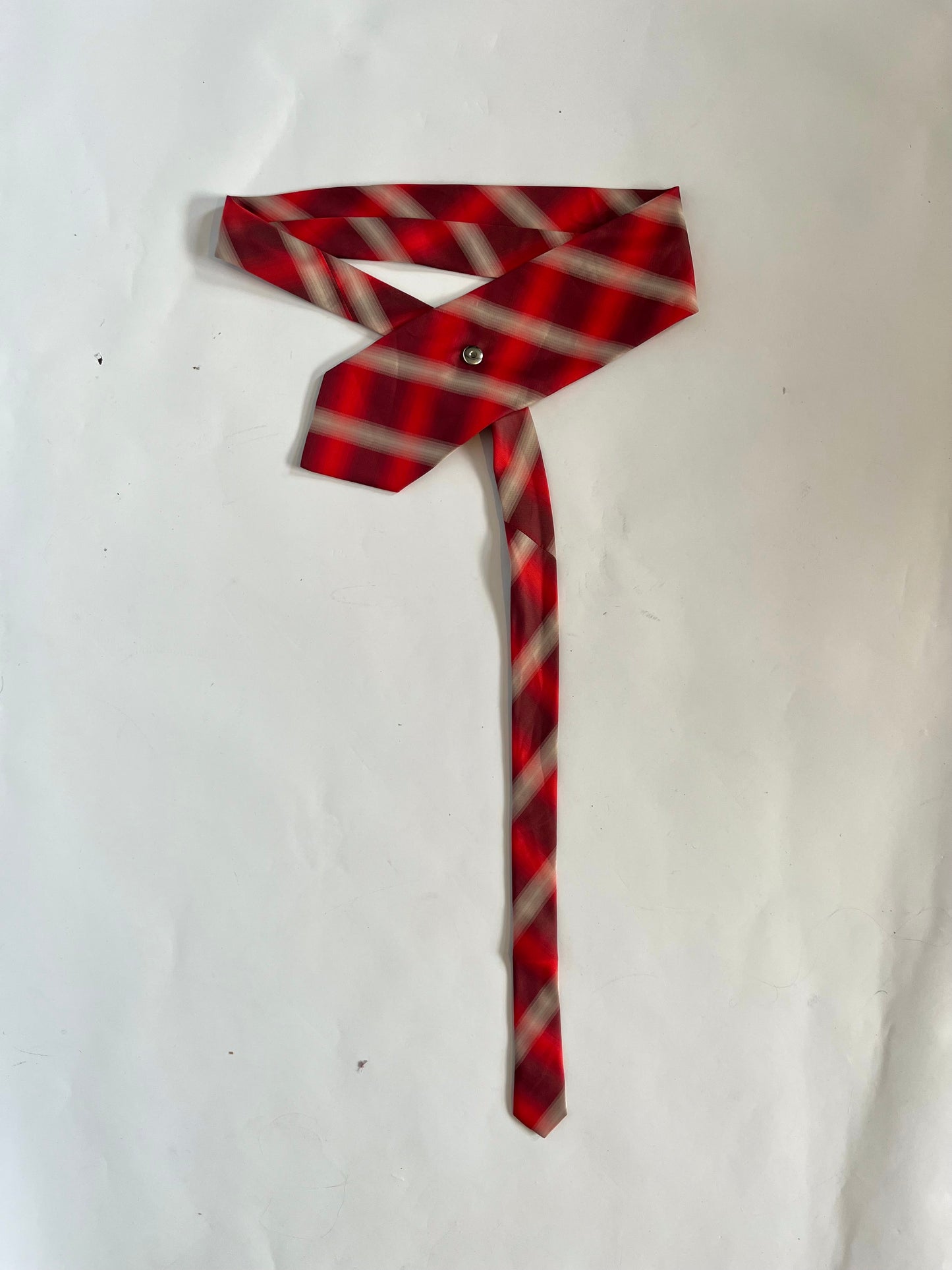 29 inch tie belt: red tartan