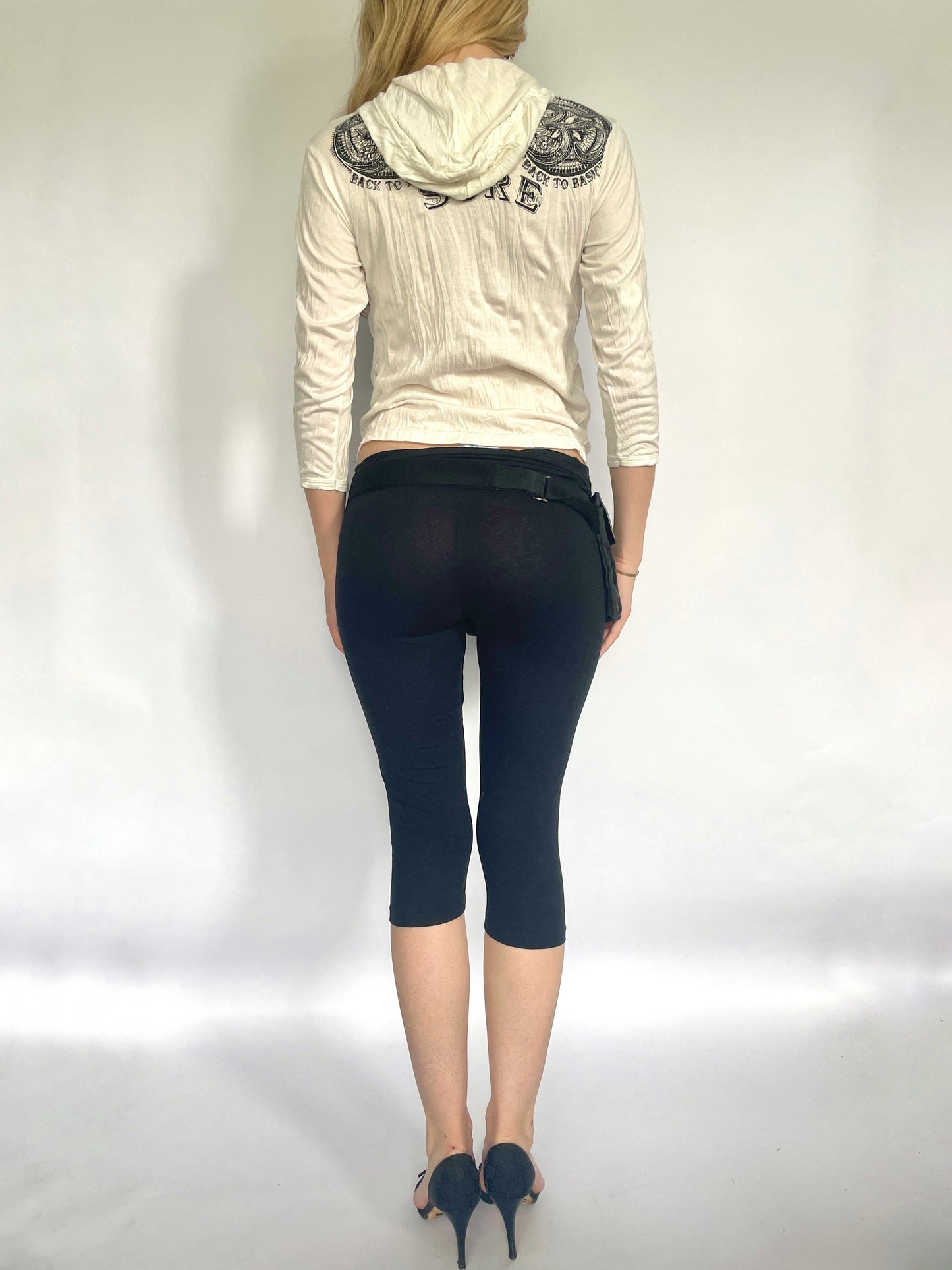 Long sleeve pattern hooded top