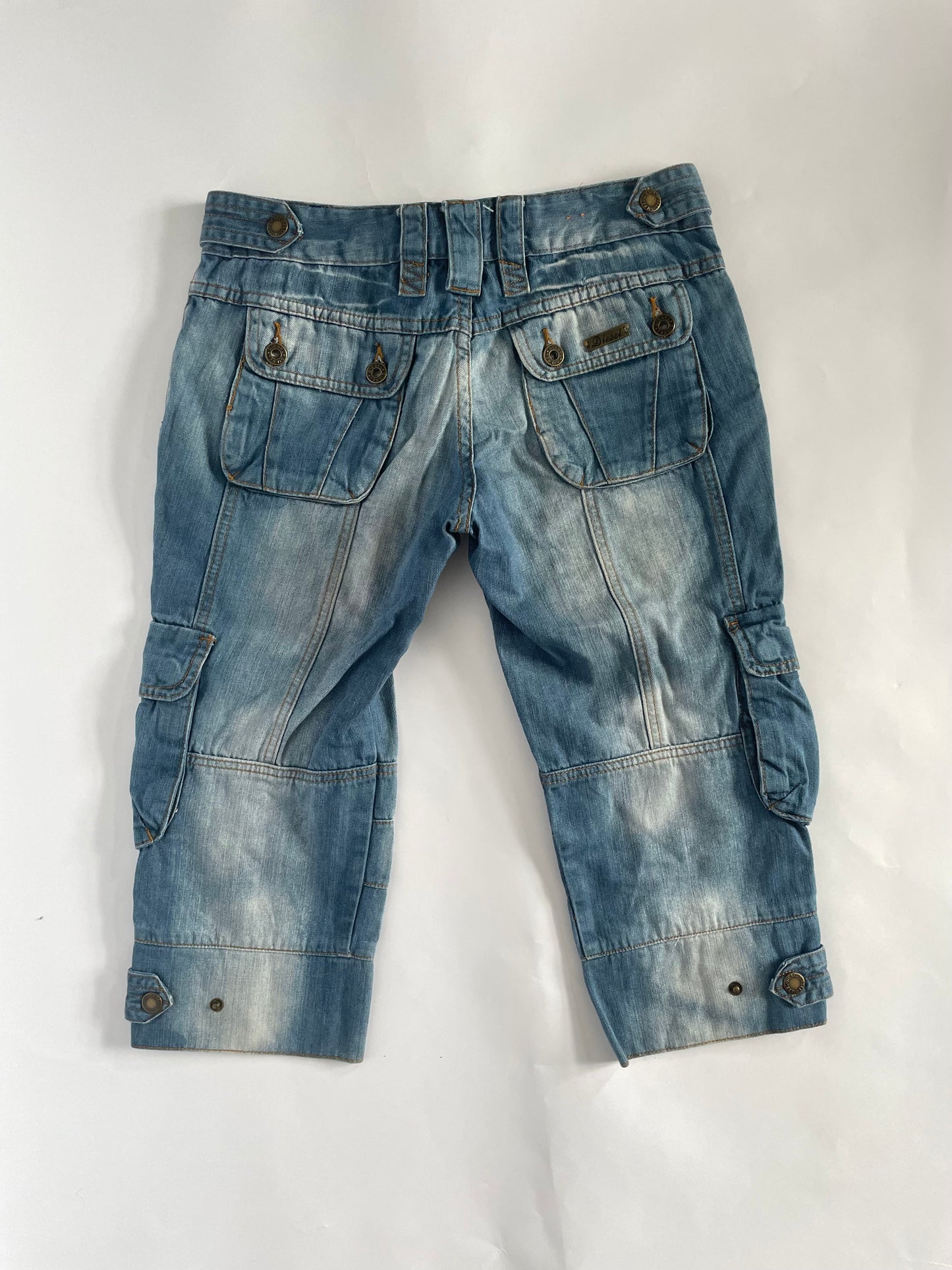 2000’s Diesel denim capris