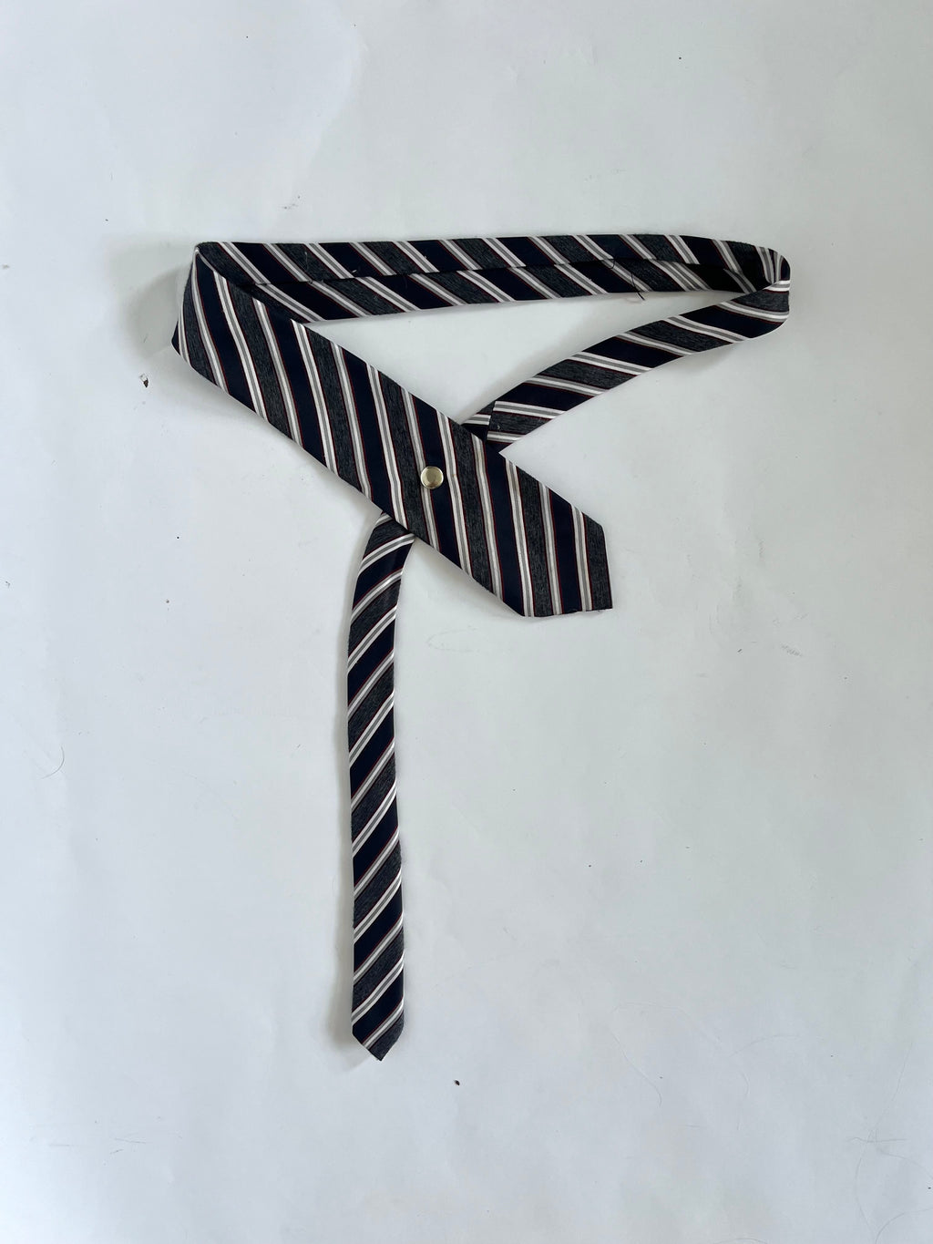 34 inch tie belt: grey stripe