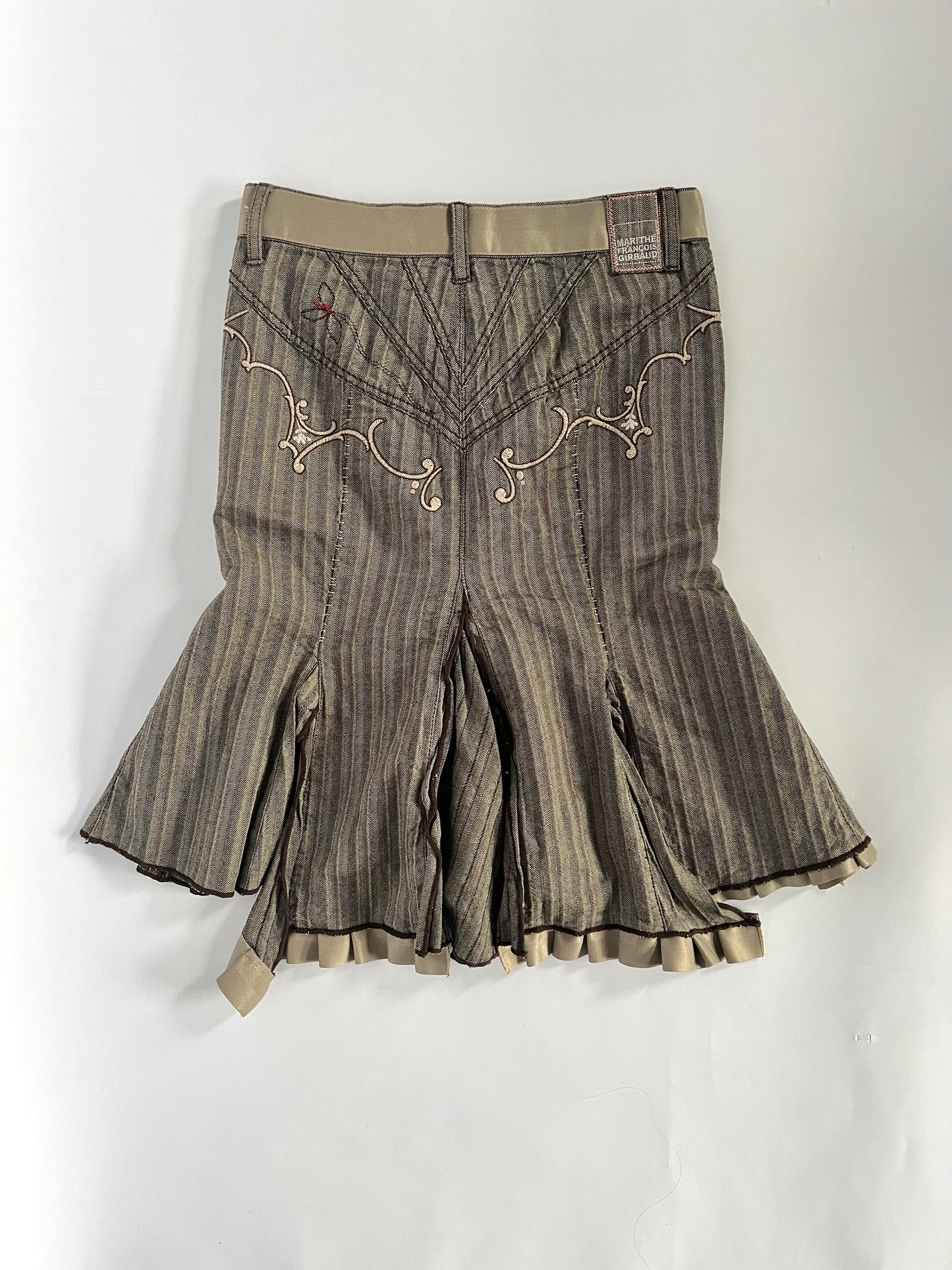 Marithé + François Girbaud embroidered knee length skirt