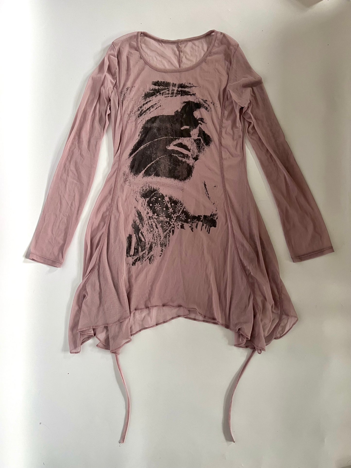 Asymmetric lilac face print mini dress