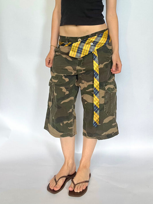 32 inch tie belt: Yellow tartan