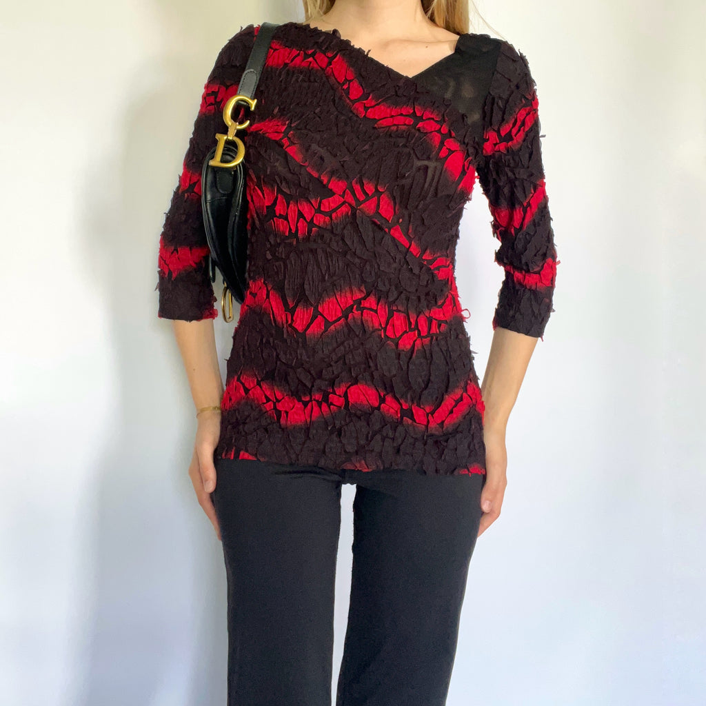 Black & red asymmetric 3/4 length sleeve top