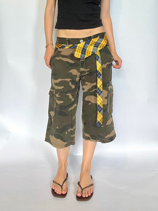 32 inch tie belt: Yellow tartan
